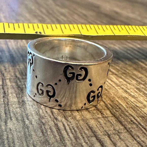 Authentic Gucci Sterling Silver Iconic Monogram Ring WERE YOU GHOSTED BY YOUR EX - Picture 14 of 15